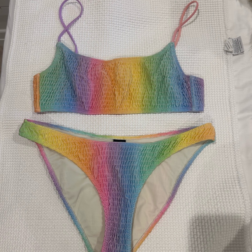 Rainbow triangl bikini! Top & bottom size XL
